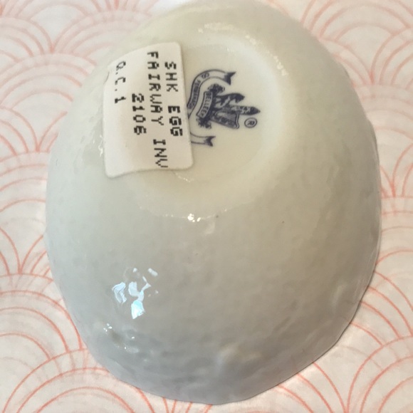Belleek Shamrock Egg Mint condition - Picture 10 of 12